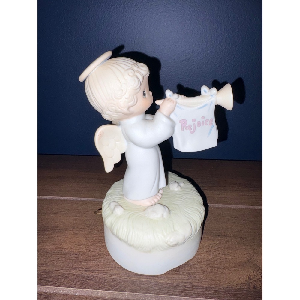 Precious Moments Rejoice O Earth‎ Musical Angel Figurine Joy To The World w Box